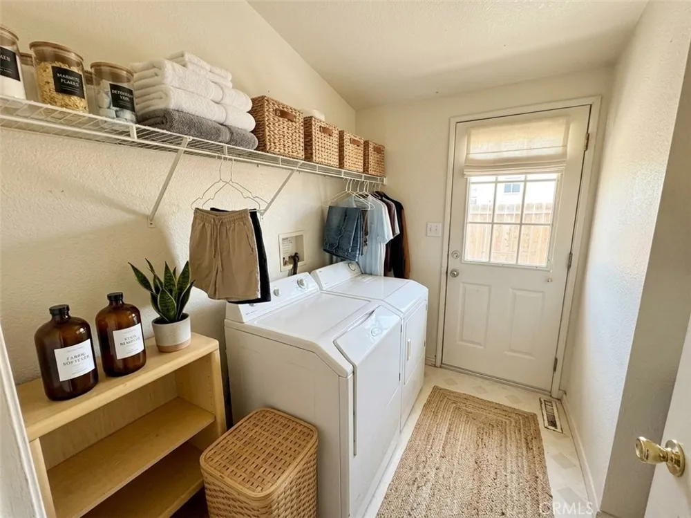 6560 Victoria Street Lucerne, CA 95458