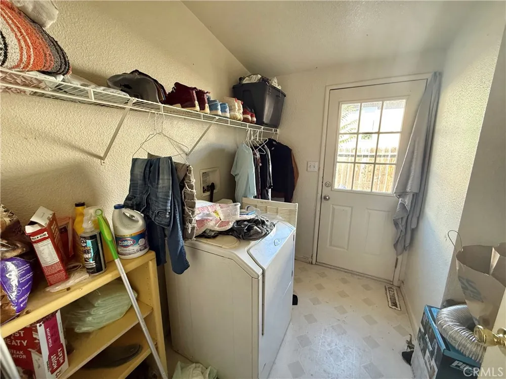 6560 Victoria Street Lucerne, CA 95458