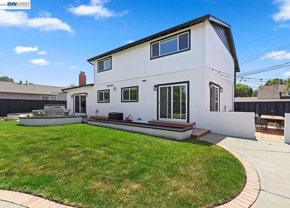 7515 San Sabana Rd Dublin, CA 94568