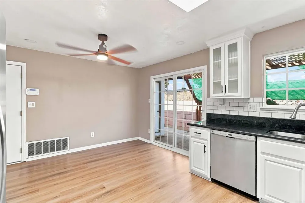 1009 Paraiso Avenue Spring Valley, CA 91977