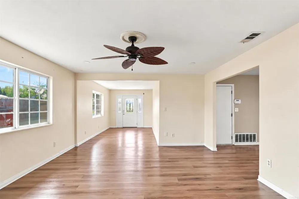 1009 Paraiso Avenue Spring Valley, CA 91977