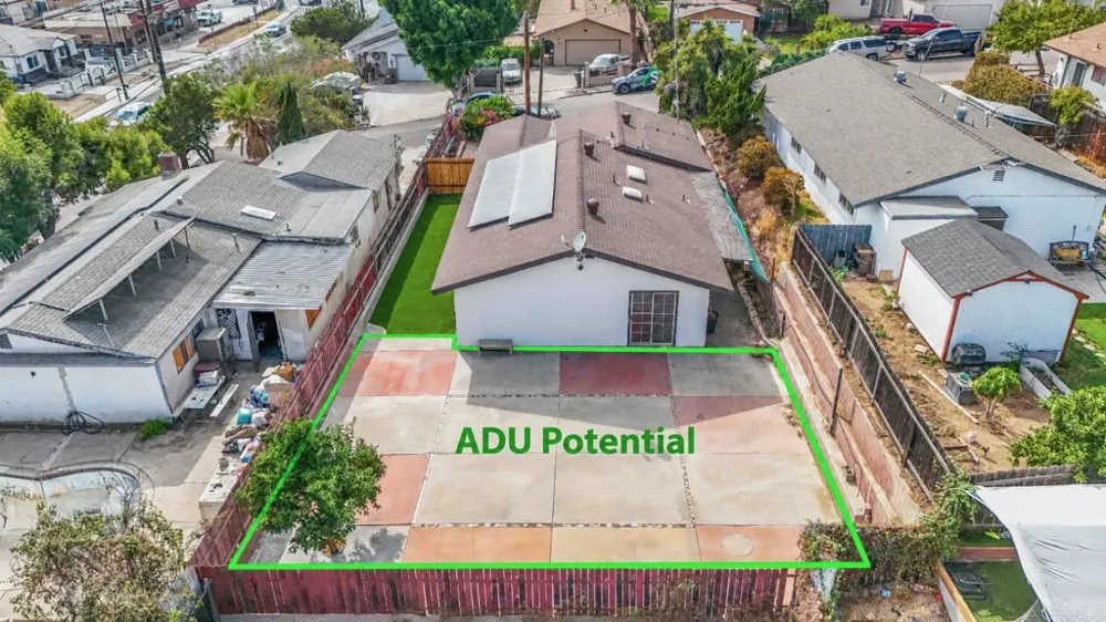 1009 Paraiso Avenue Spring Valley, CA 91977