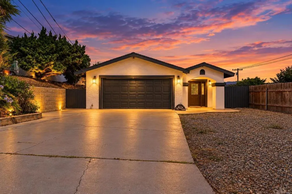 1009 Paraiso Avenue Spring Valley, CA 91977