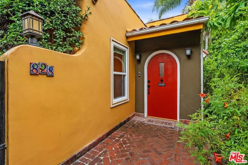 828 Crescent Heights Boulevard Los Angeles, CA 90046