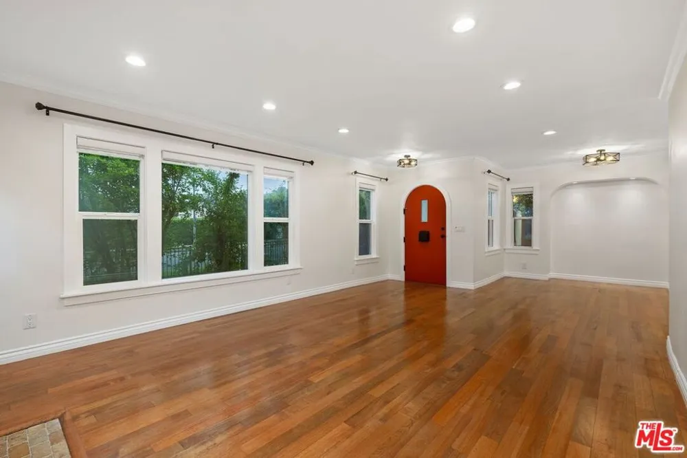 828 Crescent Heights Boulevard Los Angeles, CA 90046
