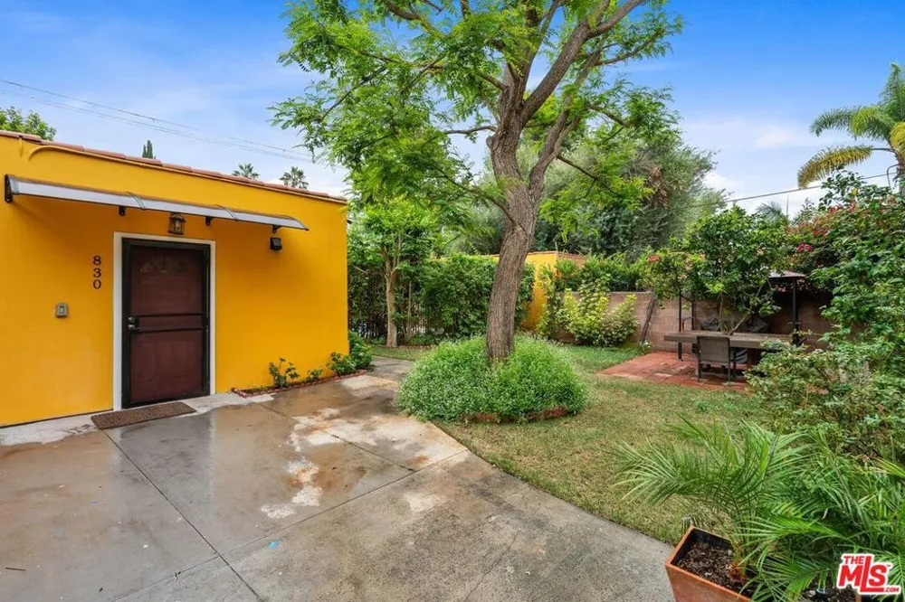 828 Crescent Heights Boulevard Los Angeles, CA 90046