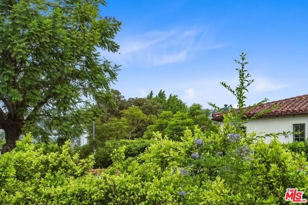 828 Crescent Heights Boulevard Los Angeles, CA 90046