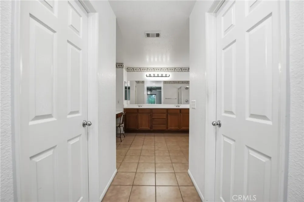 43424 Dodaro Temecula, CA 92592
