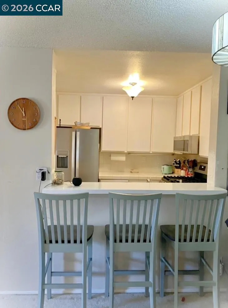 161 Village Pl Martinez, CA 94553