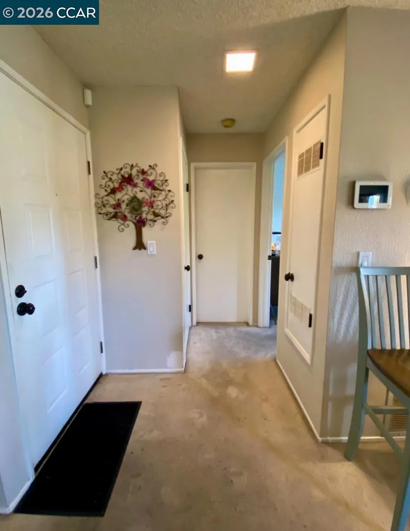 161 Village Pl Martinez, CA 94553