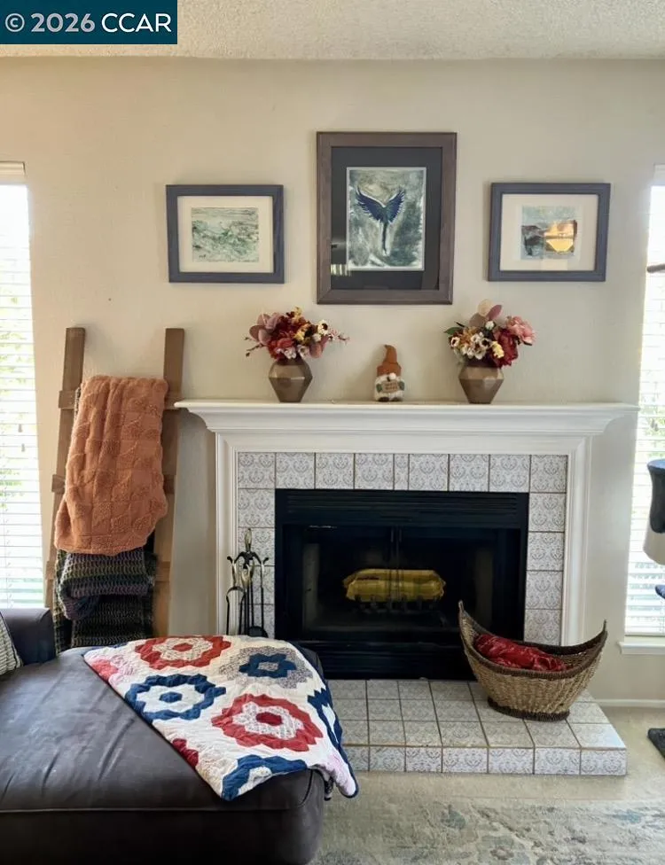 161 Village Pl Martinez, CA 94553
