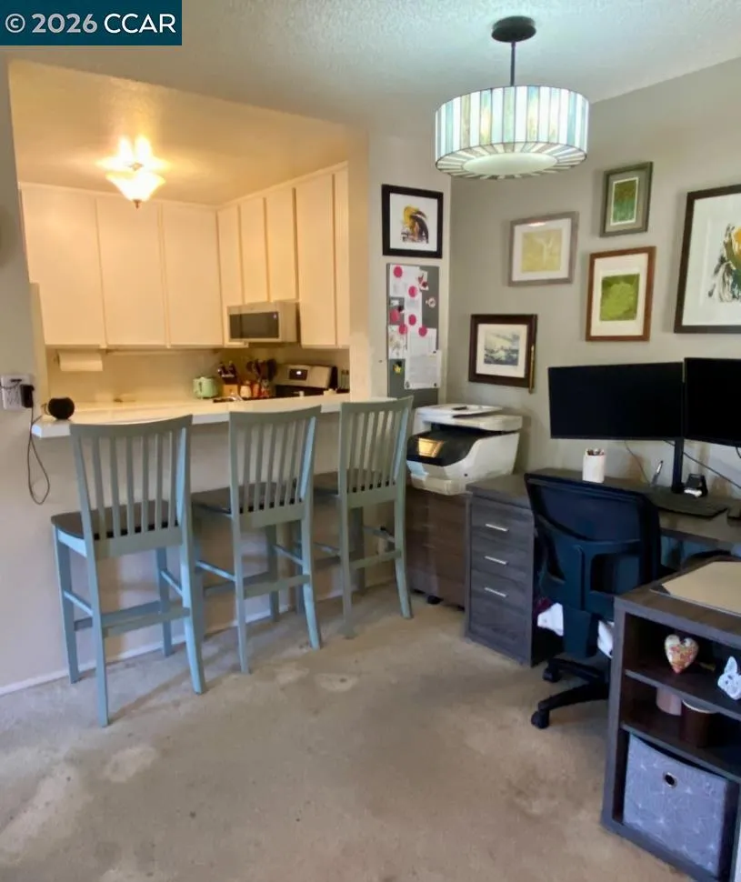 161 Village Pl Martinez, CA 94553