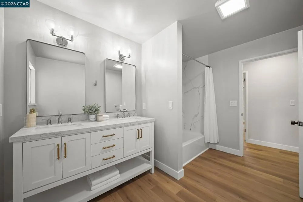 300 Oak View Ter Danville, CA 94526