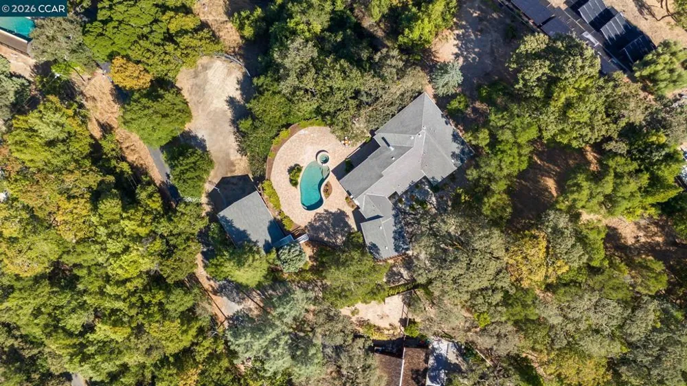 300 Oak View Ter Danville, CA 94526