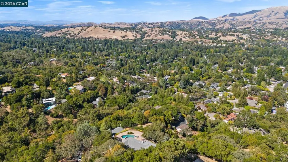 300 Oak View Ter Danville, CA 94526