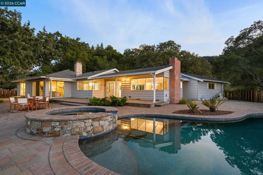 300 Oak View Ter Danville, CA 94526