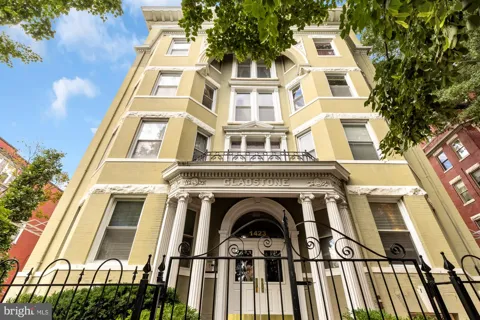 1423 R STREET NW #102