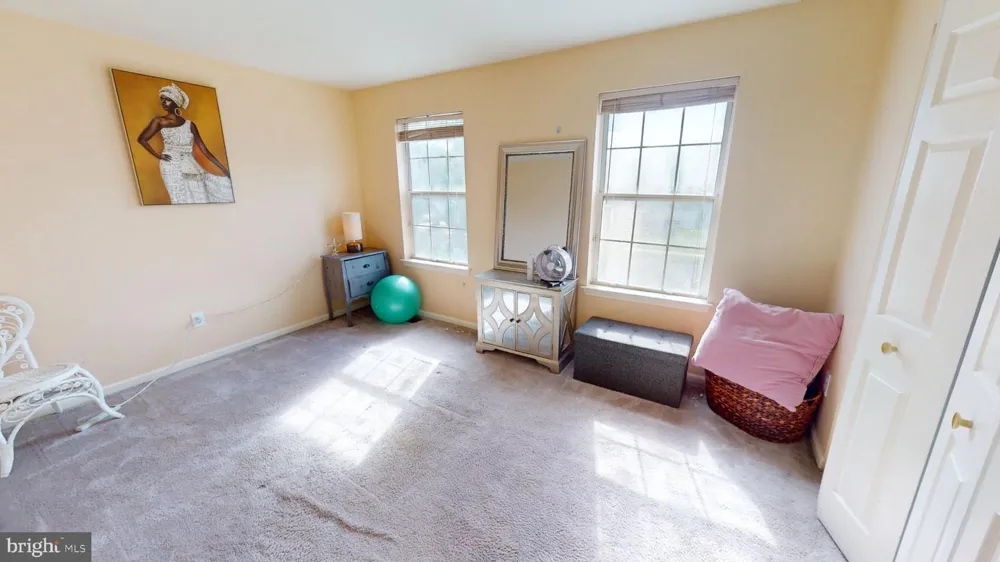 17 CHESTERTOWN ROAD Sicklerville, NJ 08081