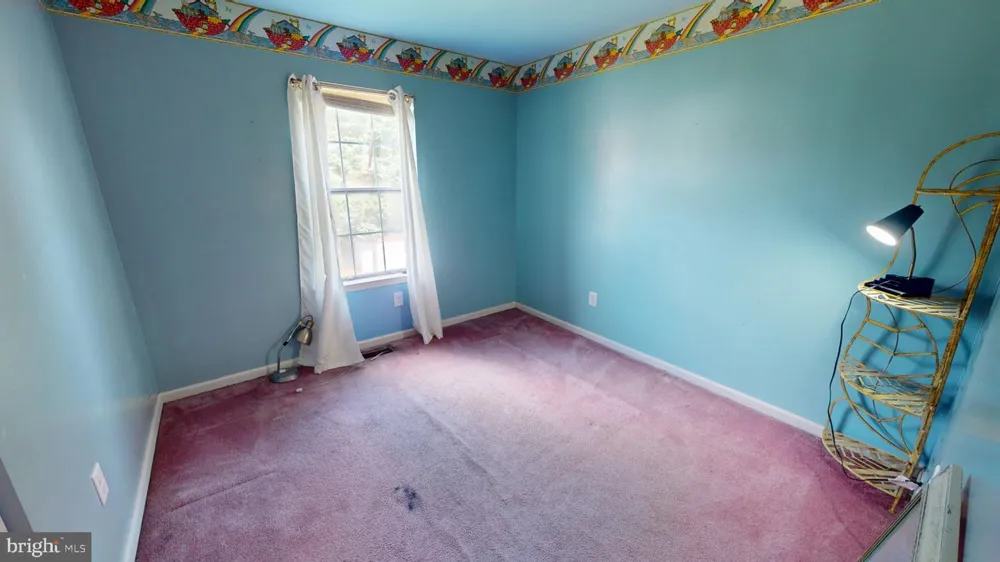 17 CHESTERTOWN ROAD Sicklerville, NJ 08081