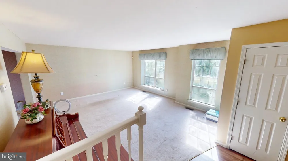 17 CHESTERTOWN ROAD Sicklerville, NJ 08081