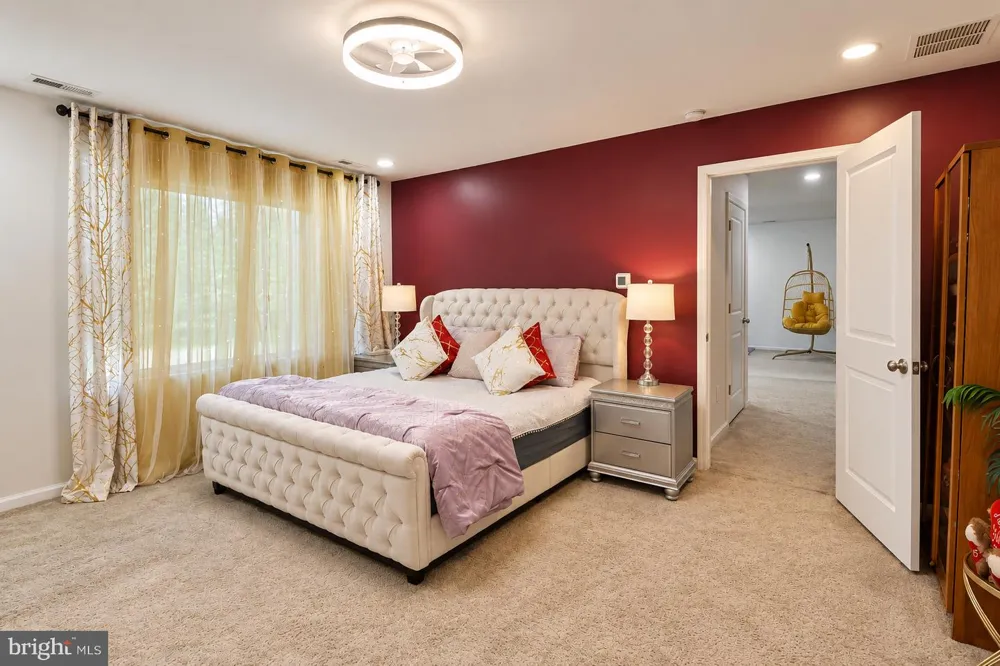 1 WESTMONT DRIVE Medford, NJ 08055