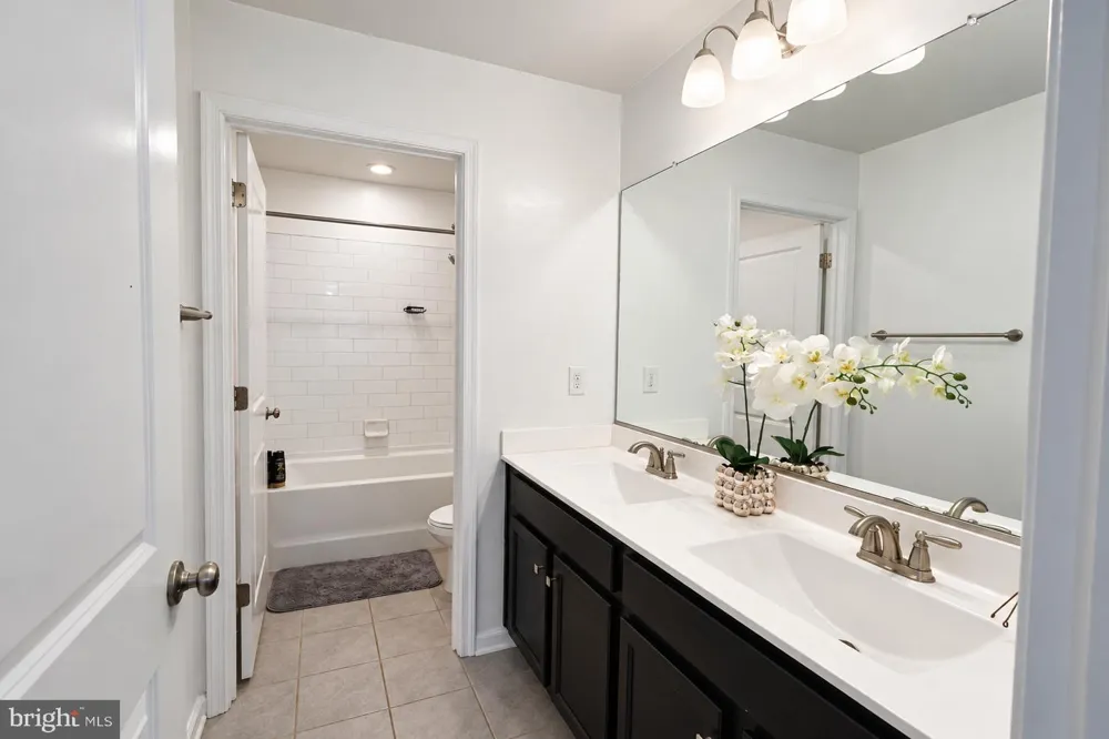 1 WESTMONT DRIVE Medford, NJ 08055