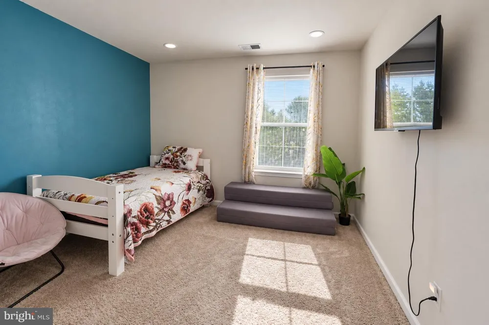 1 WESTMONT DRIVE Medford, NJ 08055