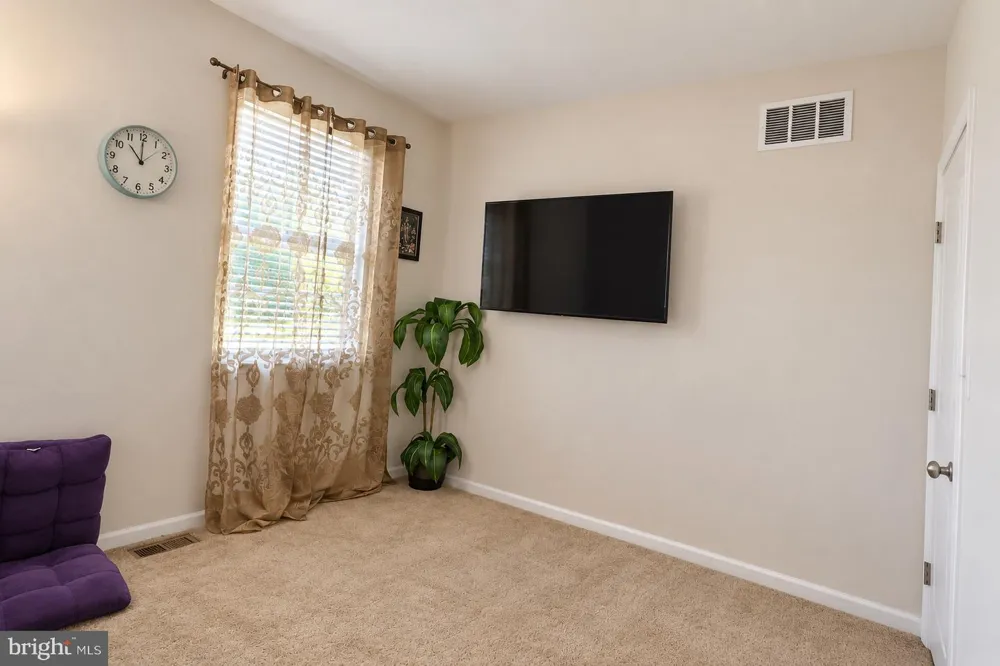 1 WESTMONT DRIVE Medford, NJ 08055