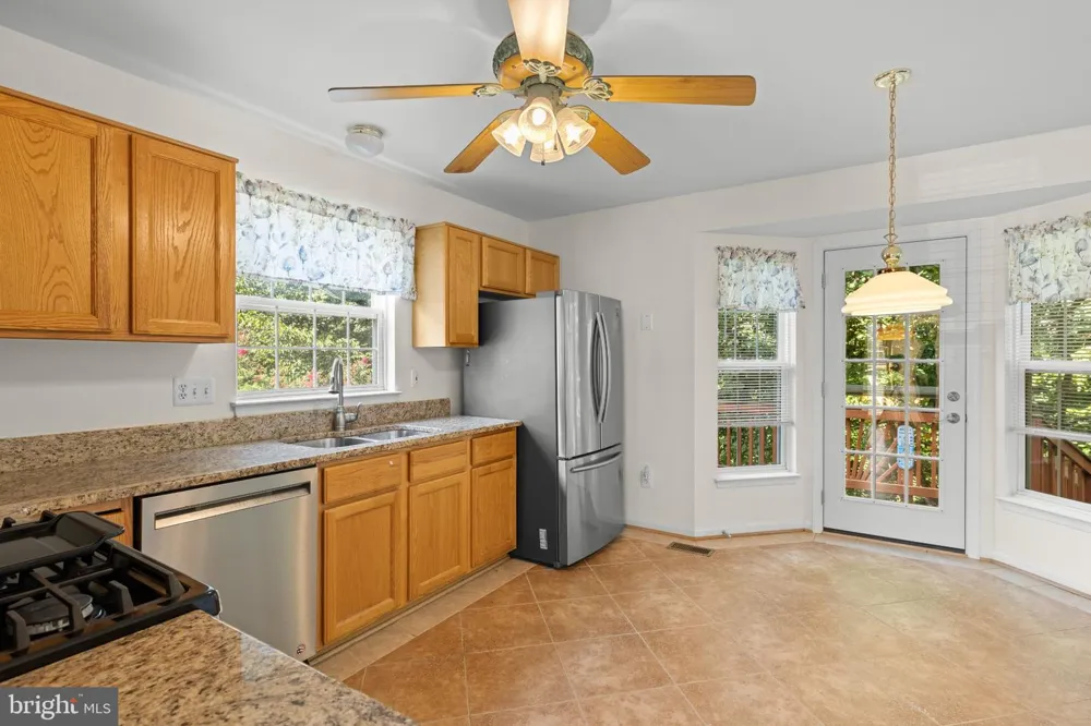 17 EMERALD DR, Fredericksburg, VA 22406