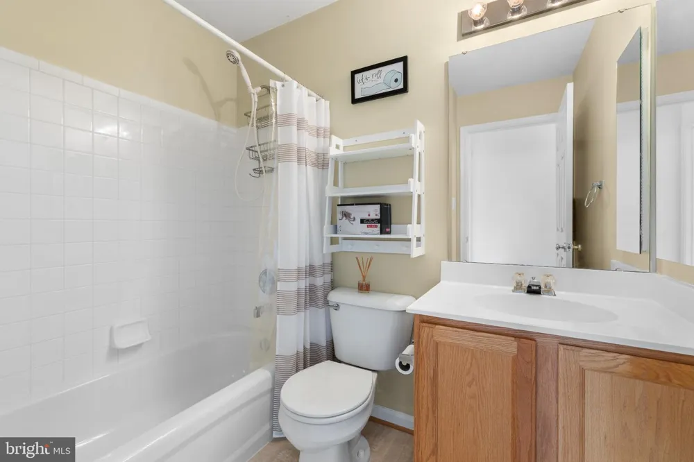 17 EMERALD DR, Fredericksburg, VA 22406