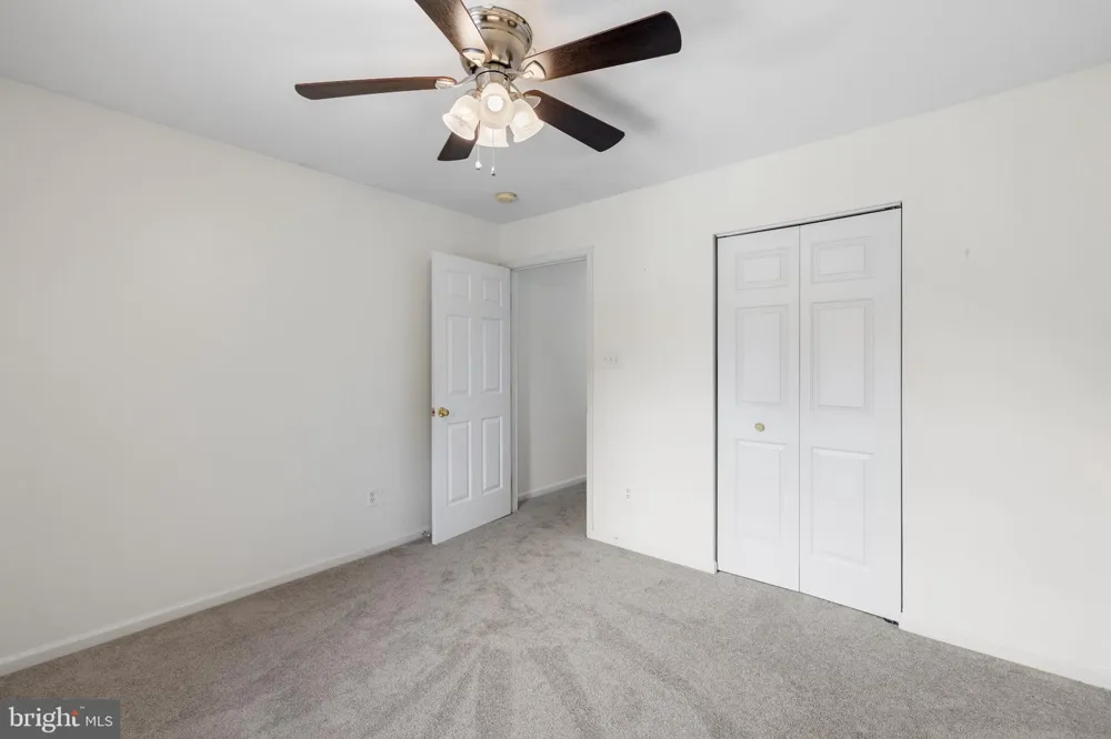 17 EMERALD DR, Fredericksburg, VA 22406