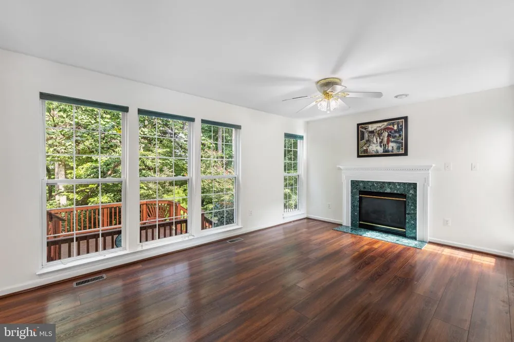 17 EMERALD DR, Fredericksburg, VA 22406