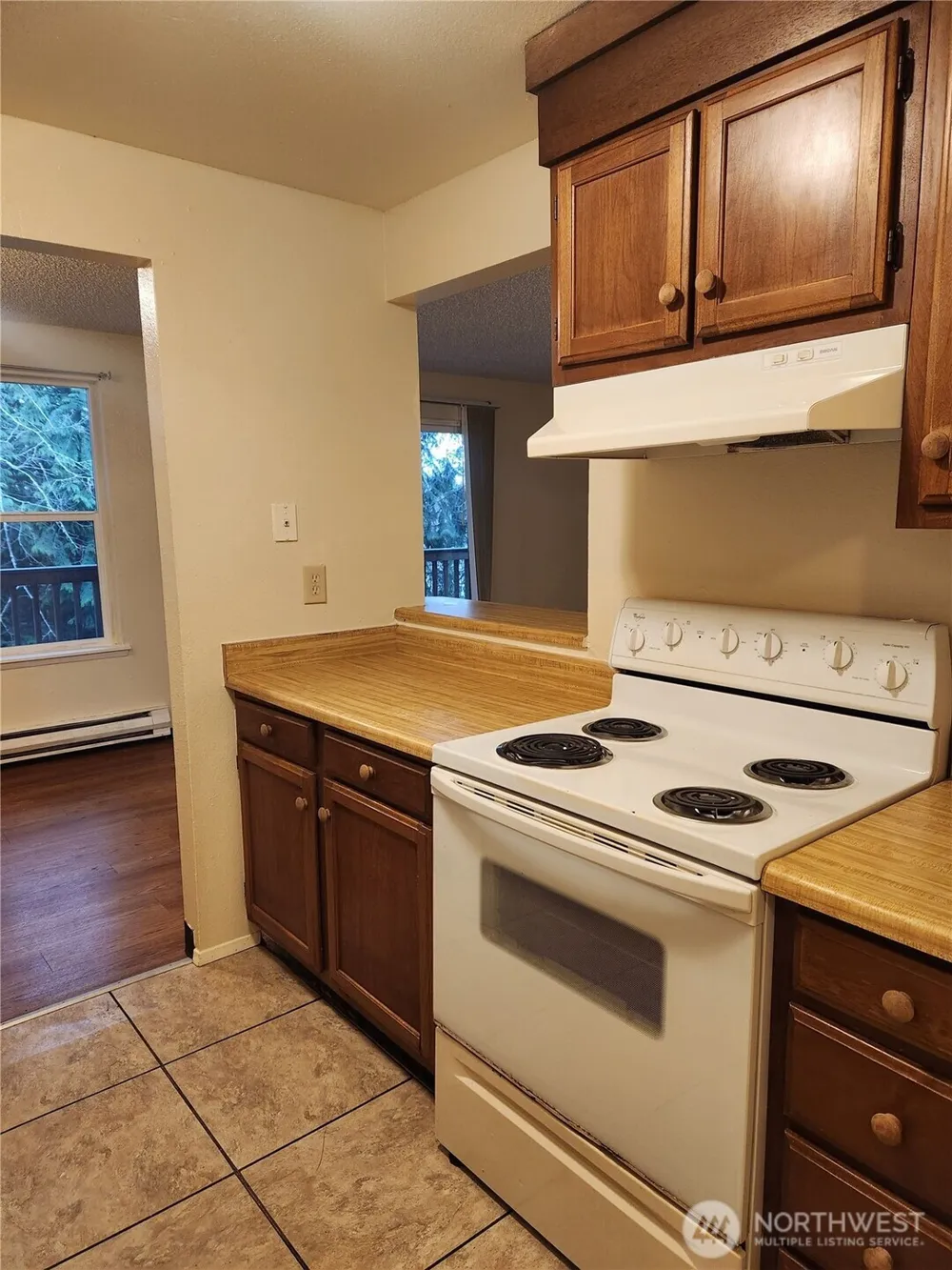 1936 Lincoln Avenue SE #202 Port Orchard, WA 98366