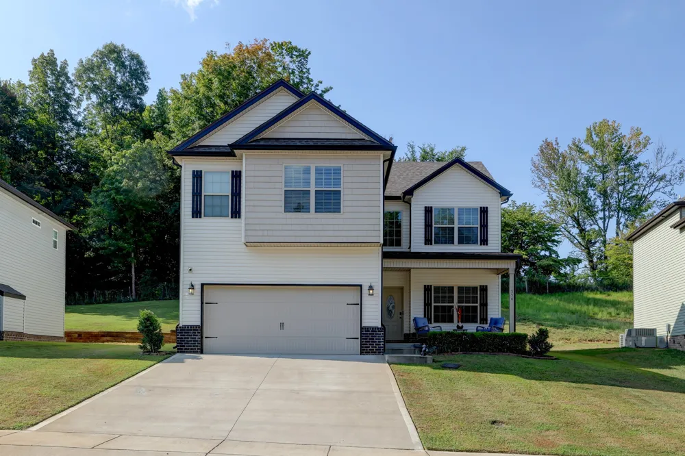 356 Barry Dr Clarksville, TN 37040