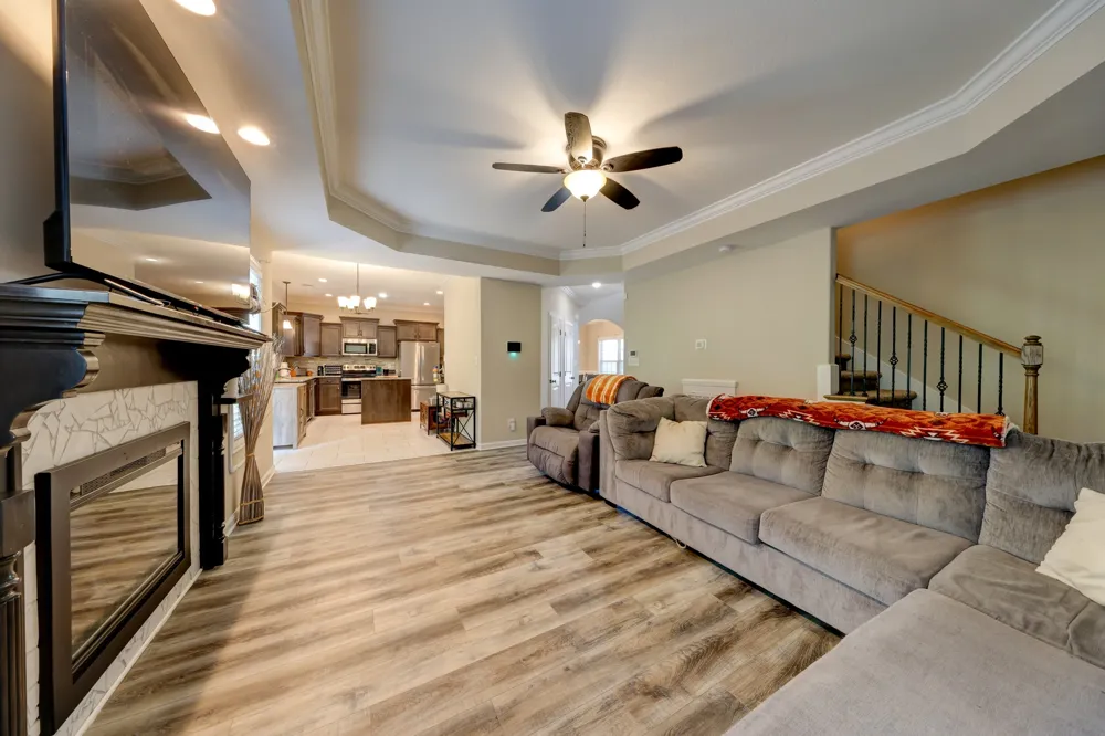 356 Barry Dr Clarksville, TN 37040