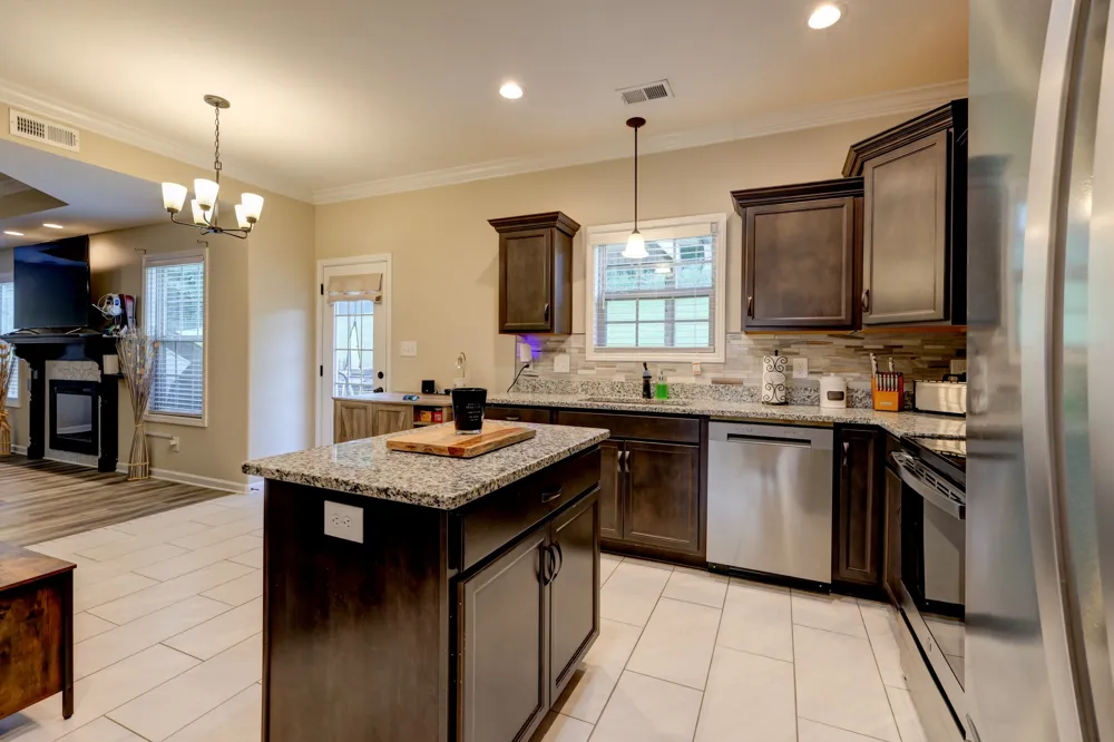 356 Barry Dr Clarksville, TN 37040