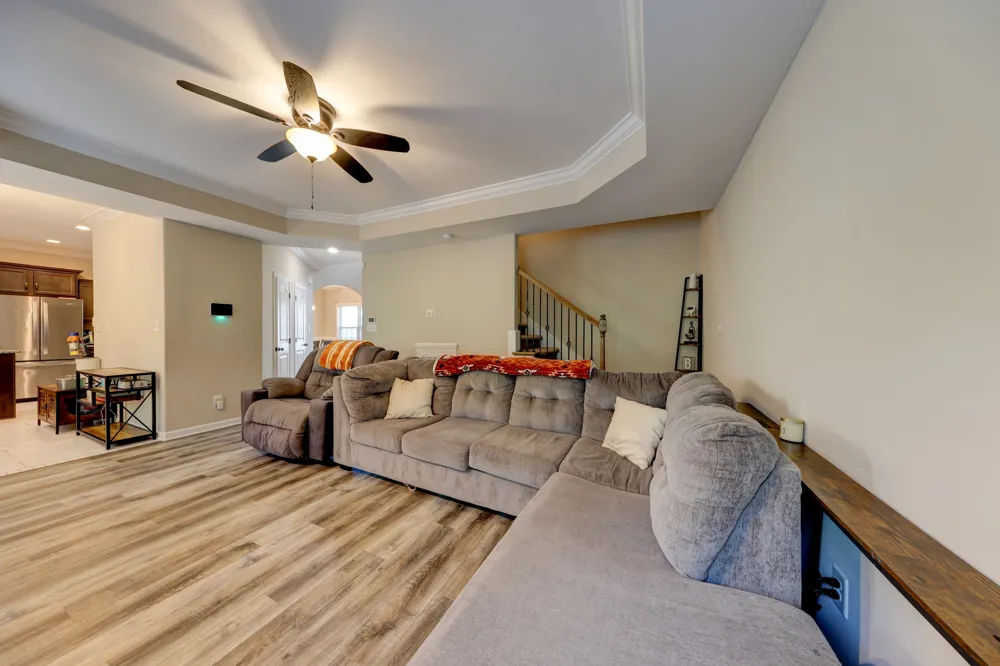 356 Barry Dr Clarksville, TN 37040
