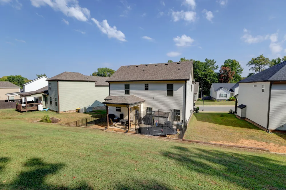 356 Barry Dr Clarksville, TN 37040