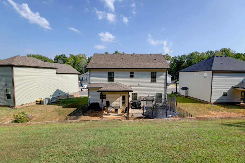 356 Barry Dr Clarksville, TN 37040