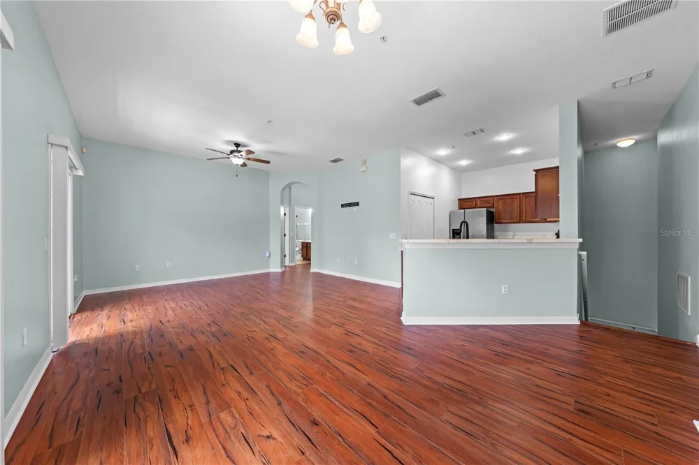7107 RED LANTERN DR #7107 Harmony, FL 34773