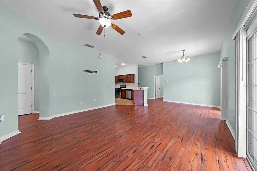 7107 RED LANTERN DR #7107 Harmony, FL 34773