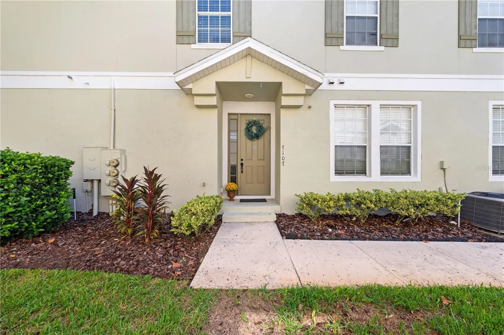 7107 RED LANTERN DR #7107 Harmony, FL 34773