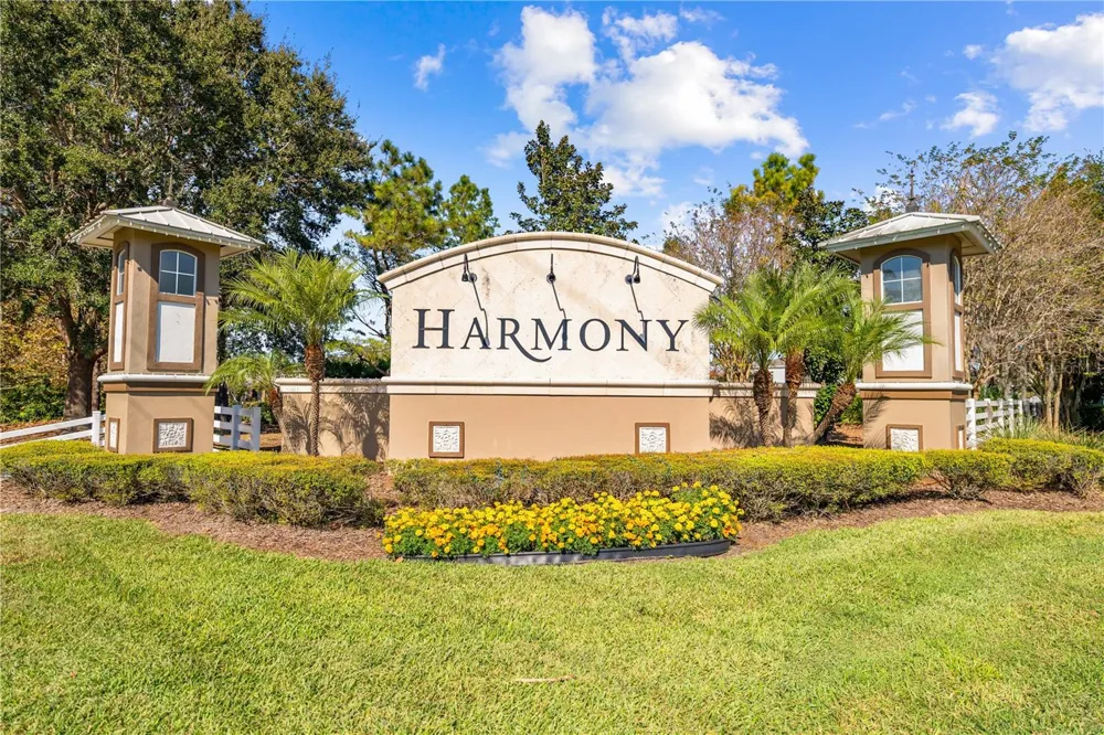 7107 RED LANTERN DR #7107 Harmony, FL 34773