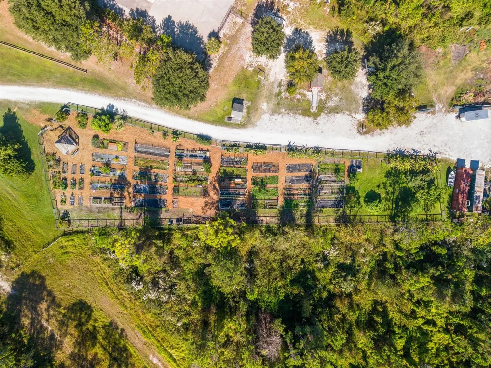 7107 RED LANTERN DR #7107 Harmony, FL 34773