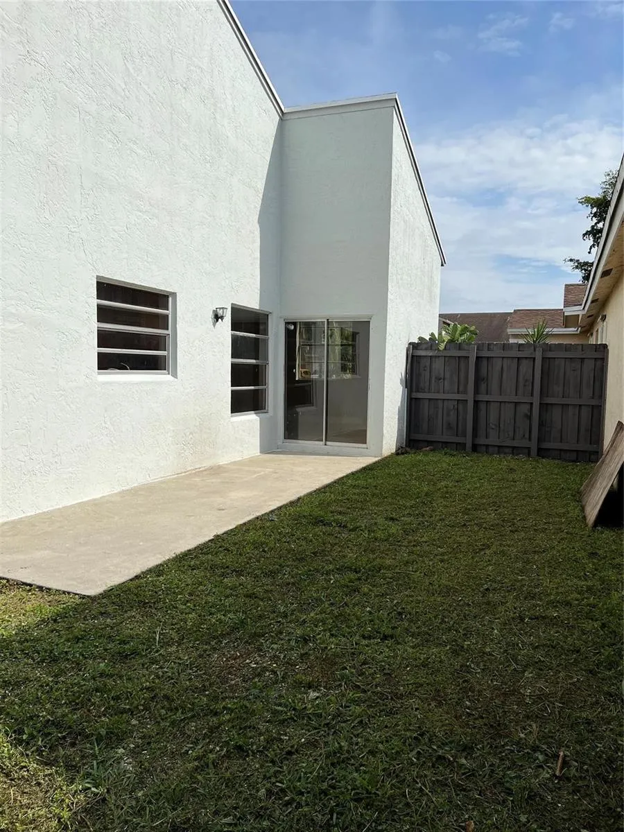 8265 NW 192nd Terrace Hialeah, FL 33015