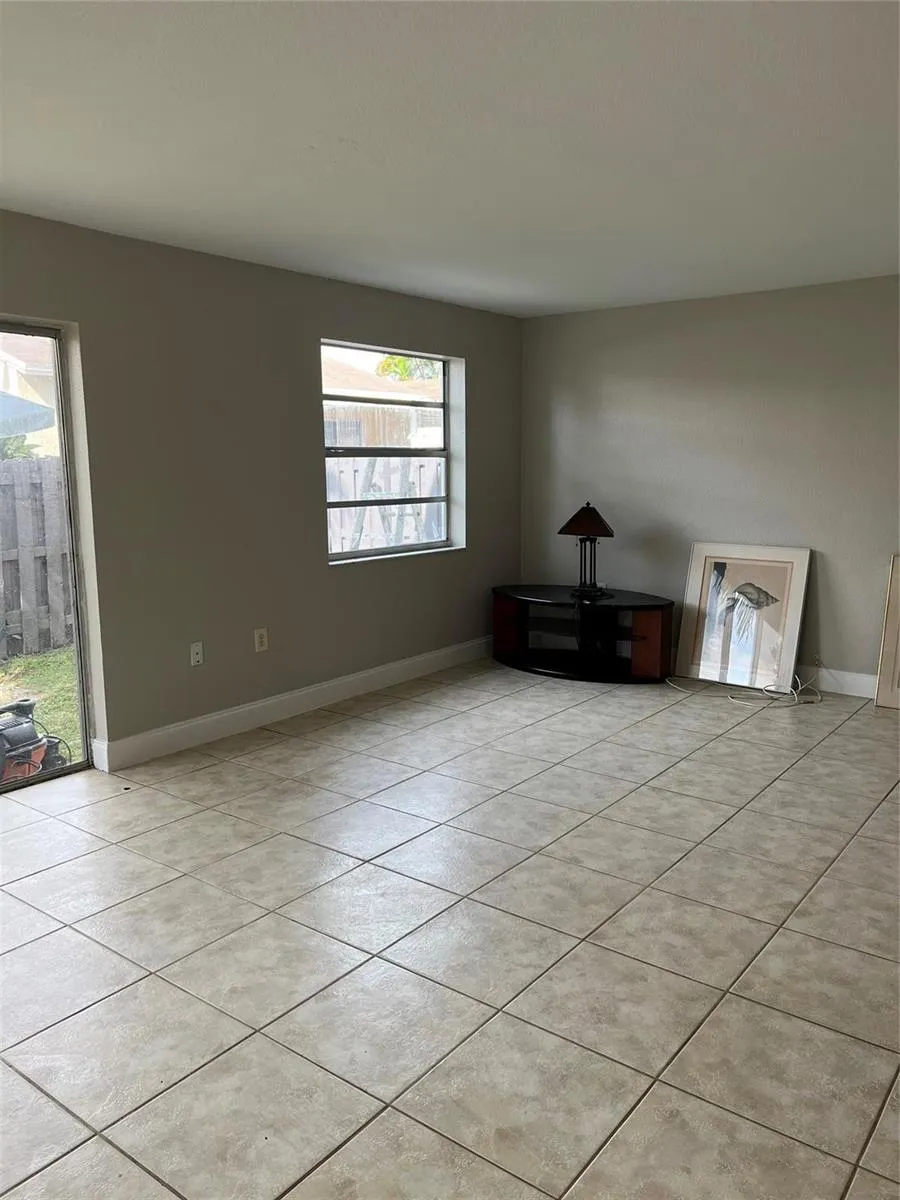 8265 NW 192nd Terrace Hialeah, FL 33015
