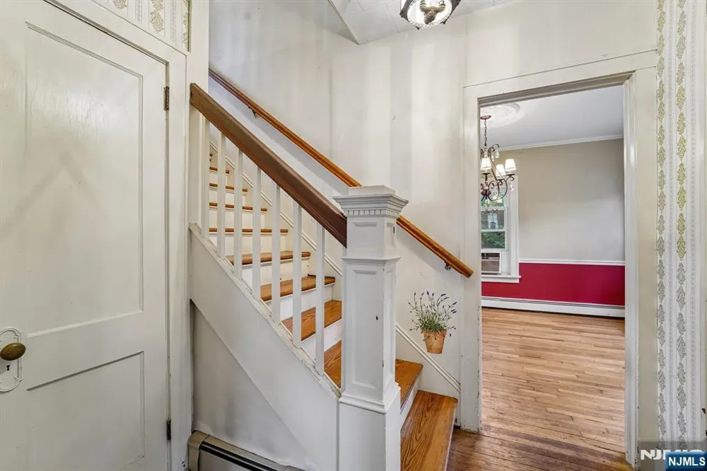 46 Schraalenburgh Road Haworth, NJ 07641