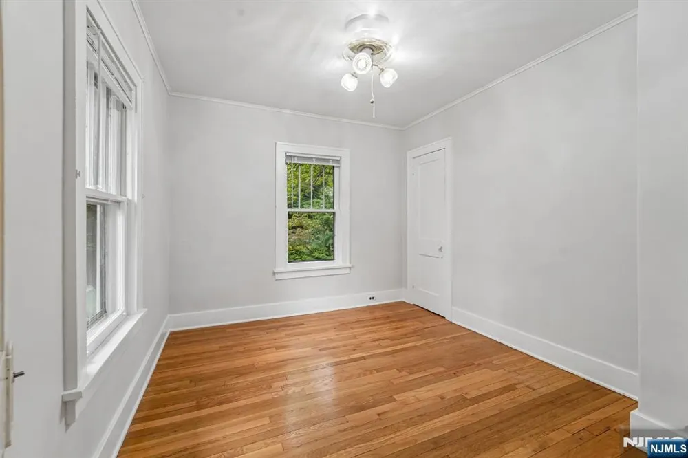 46 Schraalenburgh Road Haworth, NJ 07641