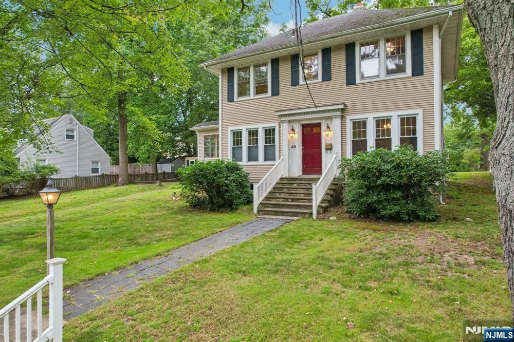 46 Schraalenburgh Road Haworth, NJ 07641