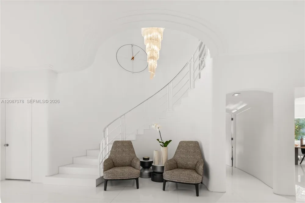 1261 Greenway Dr Coral Gables, FL 33134